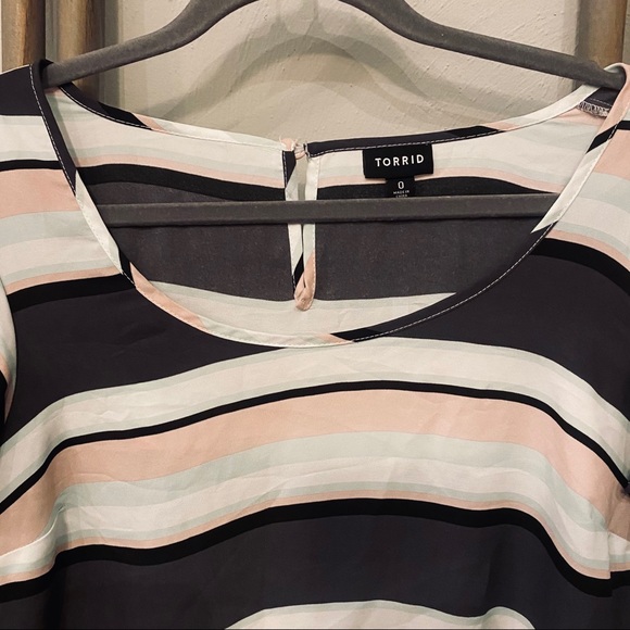 Torrid Multi Stripe Georgette Flutter Sleeve Top - Picture 10 of 12